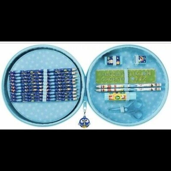 Disney Pixar Zip-Up Stationery Kit - Picture 3 of 4